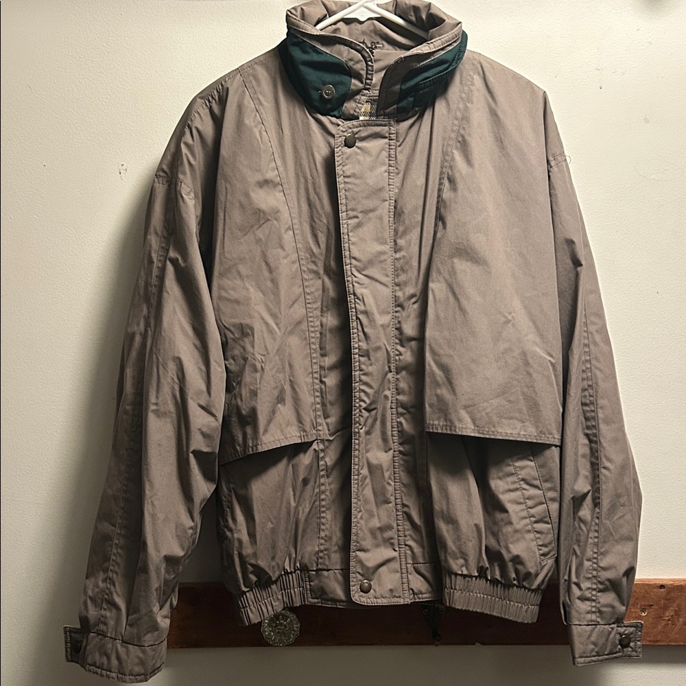 Men's Gray Windbreaker with Green Trim